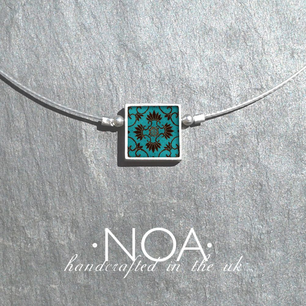 A101(13) Turquoise & Black