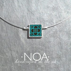 A101(13) Turquoise & Black