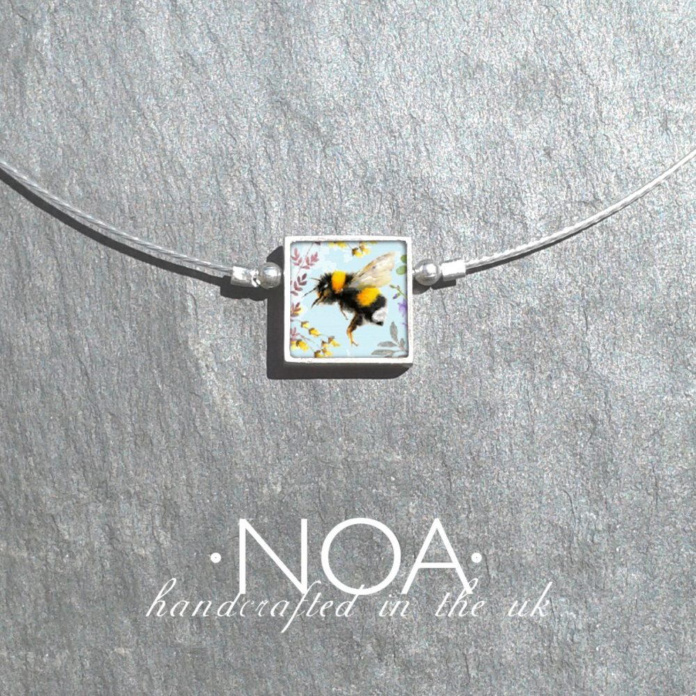 A101(2) Bee