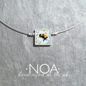 A101(2) Bee
