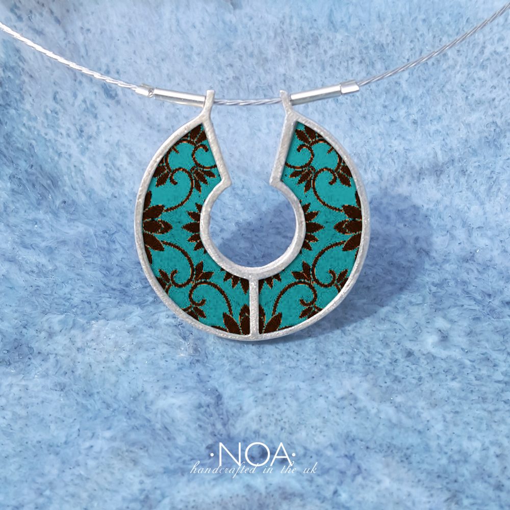 A155 (1) Turquoise & Black