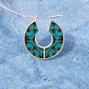 A155 (1) Turquoise & Black