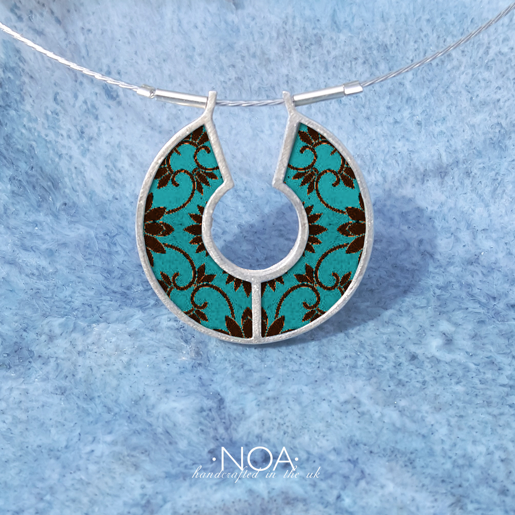 A155 (1) Turquoise & Black