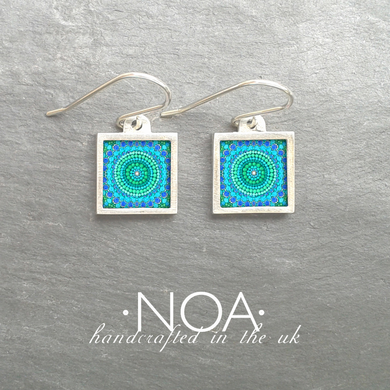 AE125 (17) Turquoise Mandala