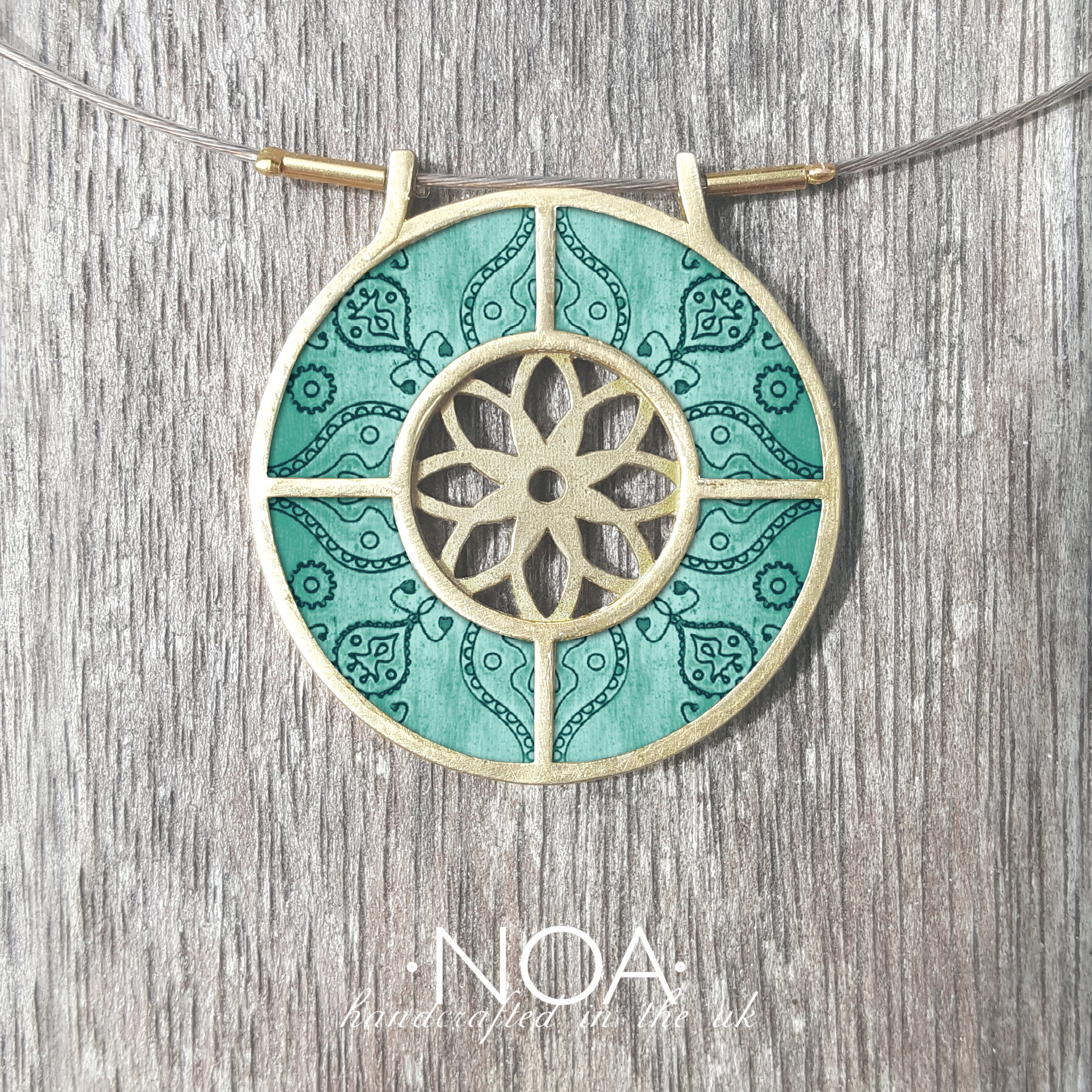 B149 (1) Aquamarine Pattern