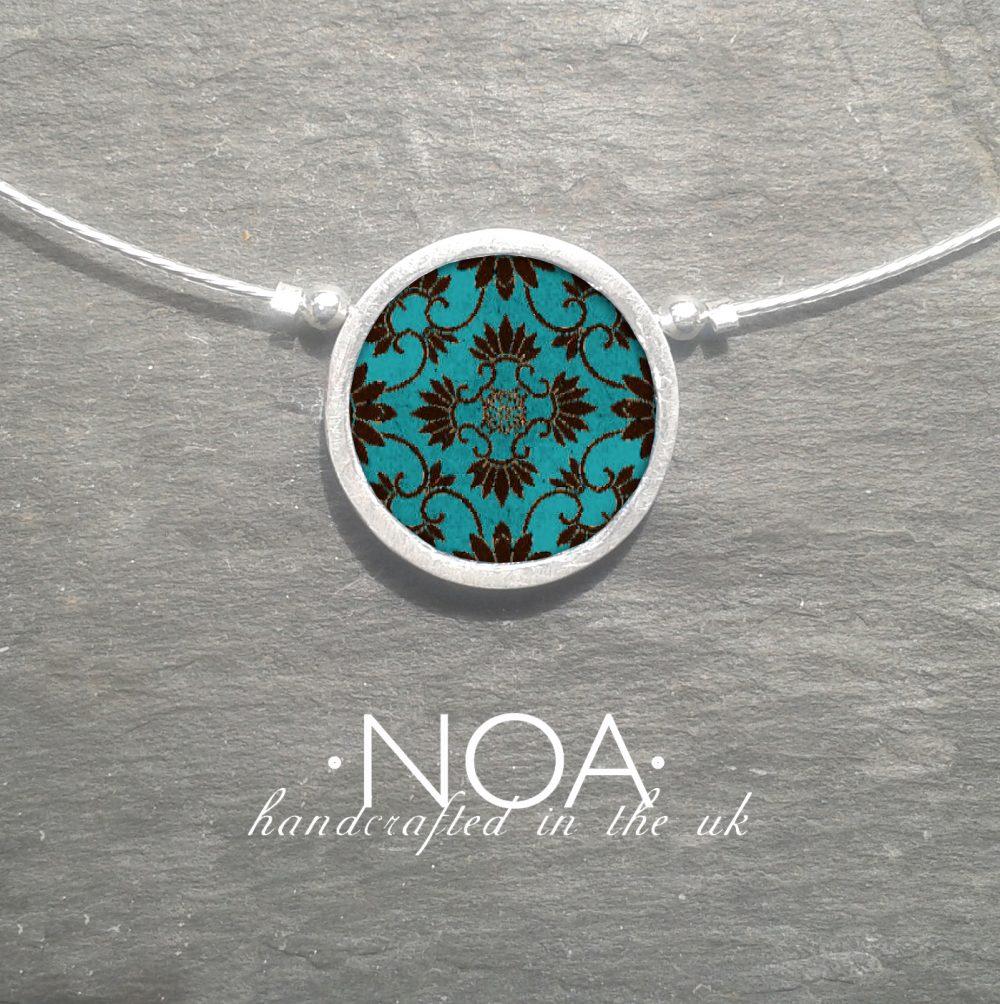 A102 (13) Turquoise & Black