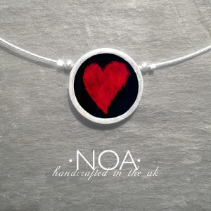 A102 (8) Red Heart