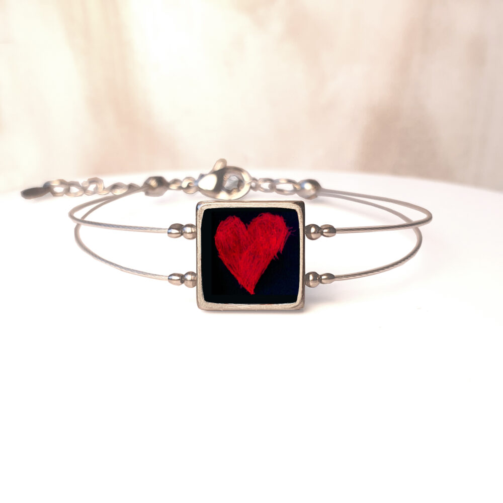 A138(8) Red Heart
