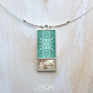 A121 (5) Aquamarine Pattern