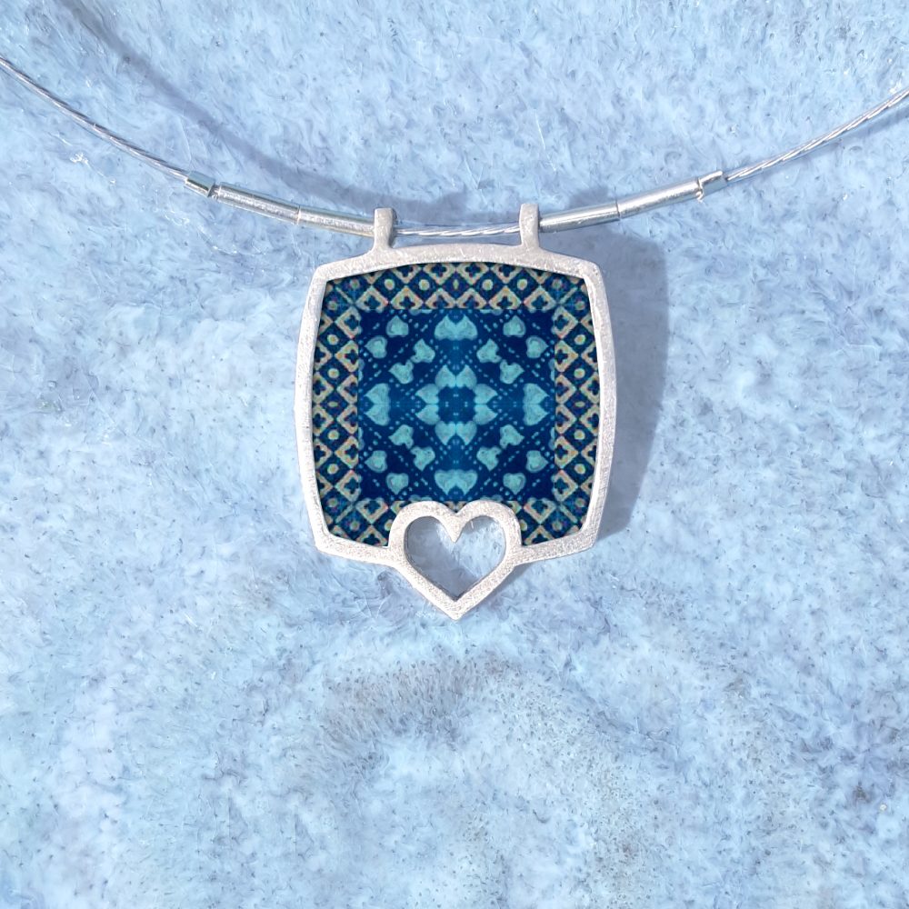 A159 (12) Pattern in Blue
