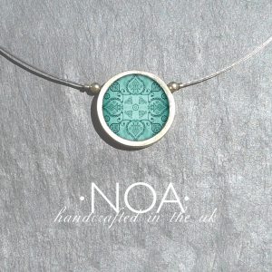 B102 (12) Aquamarine Pattern