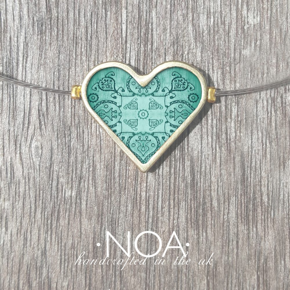 B104 (11) Aquamarine Pattern