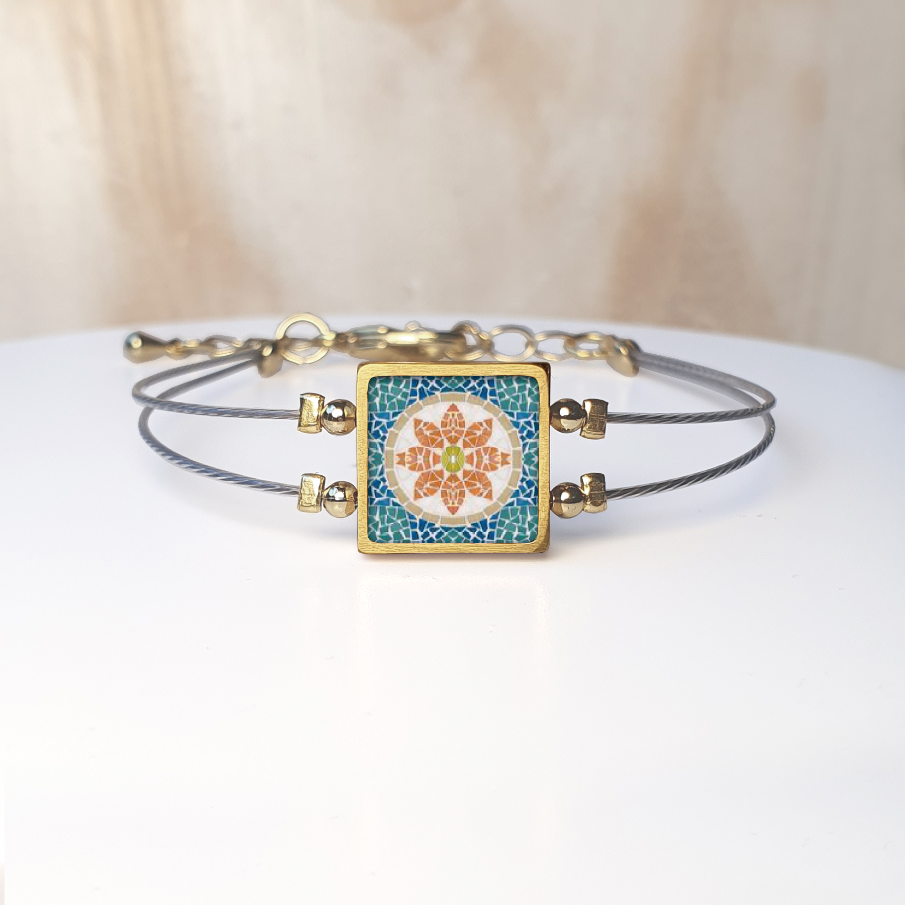 B138 (19) Orange Flower Mosaic