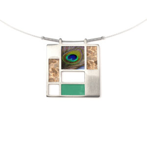 L136 (1) Peacock