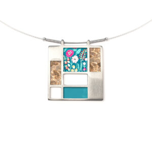 L136 (12) Flowers On Turquoise