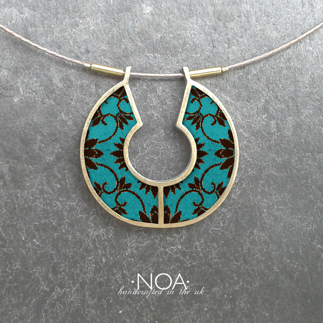 B155 (1) Turquoise & Black
