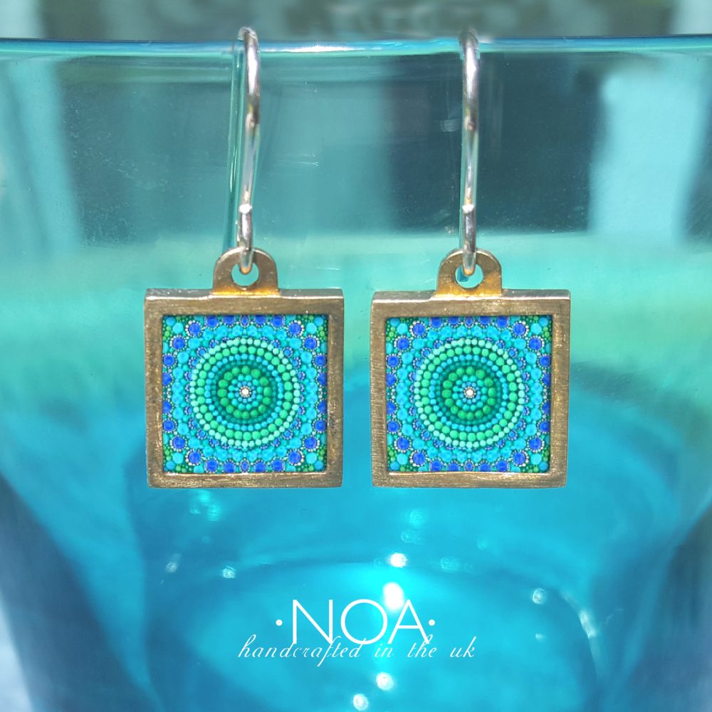 BE125 (17) Turquoise Mandala