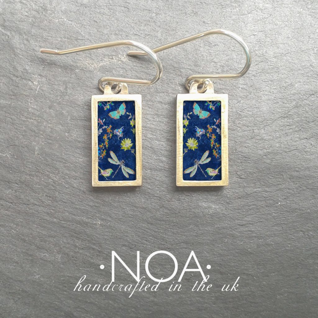 https://www.noajewellery.com/range/brass-framed-rectangular-ceramic-earrings/