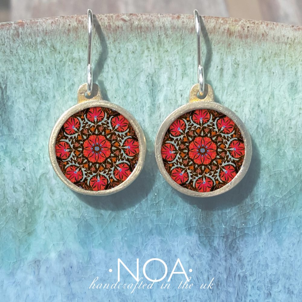 BE150 (9) Red Flower