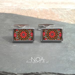 CF100 (2) Red Flower