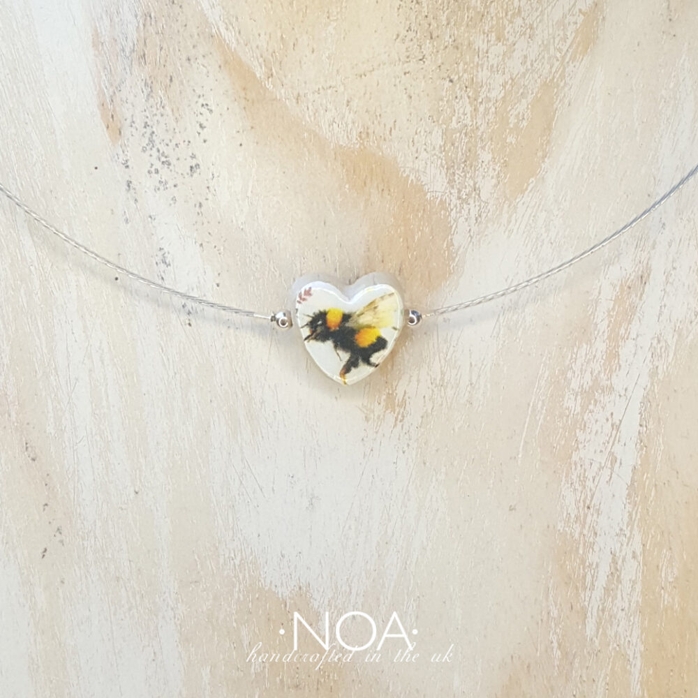 S104 (2) Bee