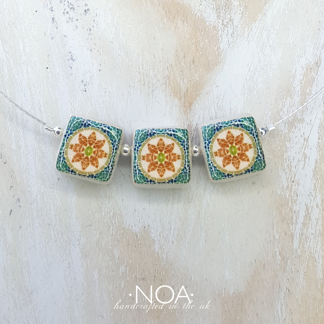 S124 (17) Orange Flower Mosaic