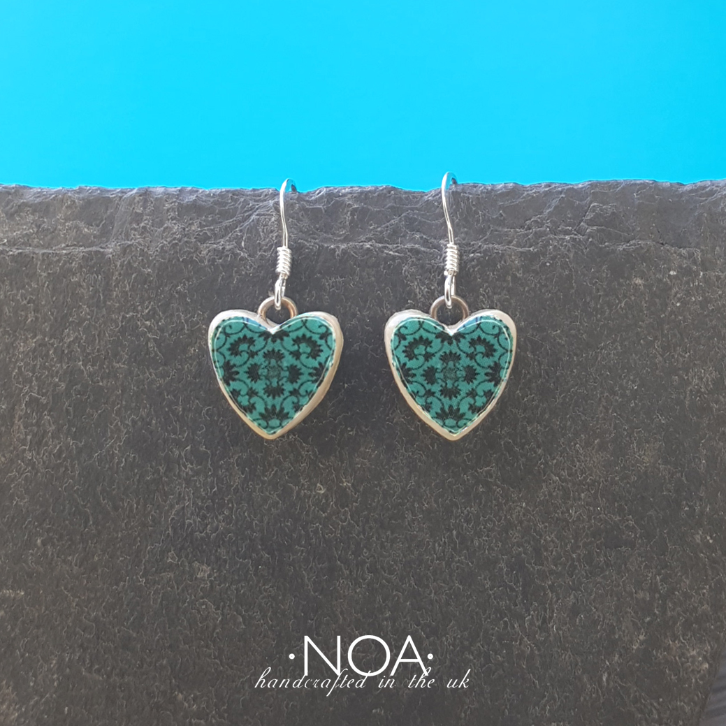 SE152 (7) Turquoise & Black