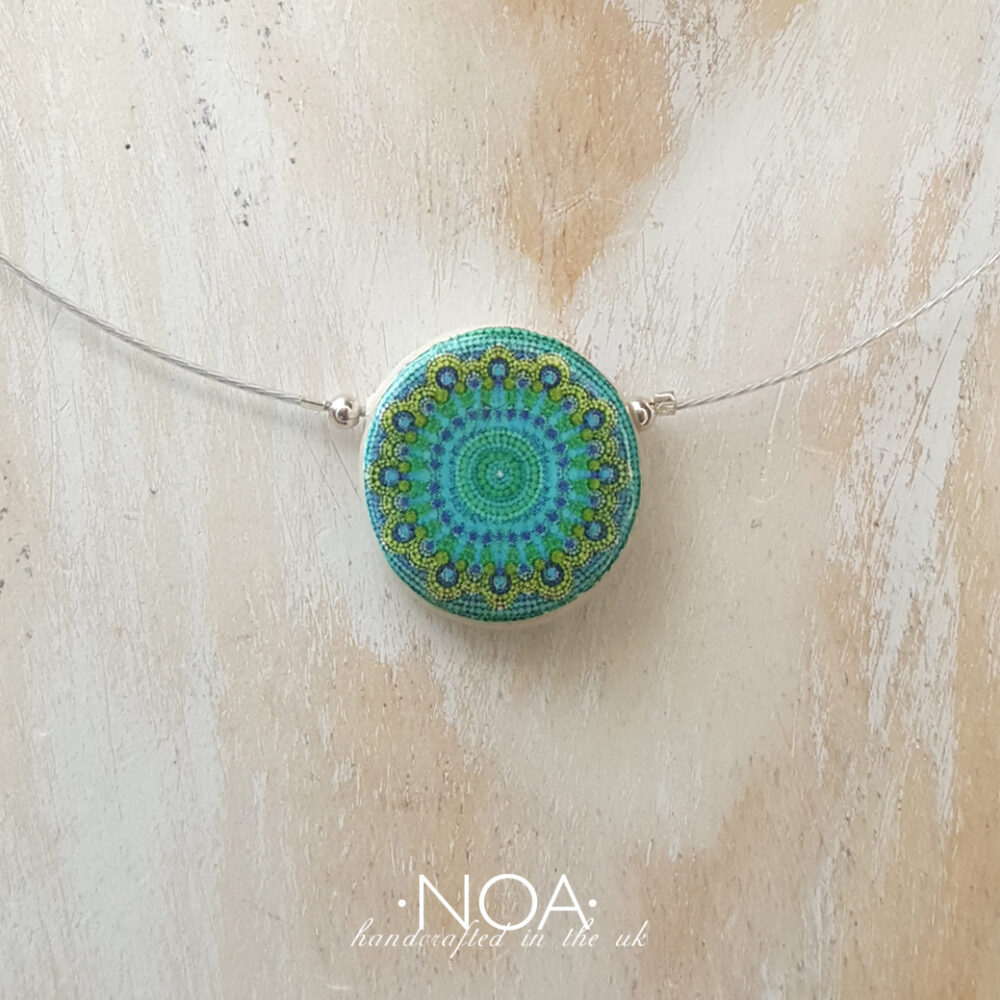 S102 (18) Turquoise Mandala