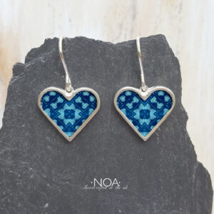 AE170 (23) Pattern in Blue