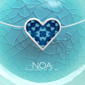 A104 (23) Pattern in Blue