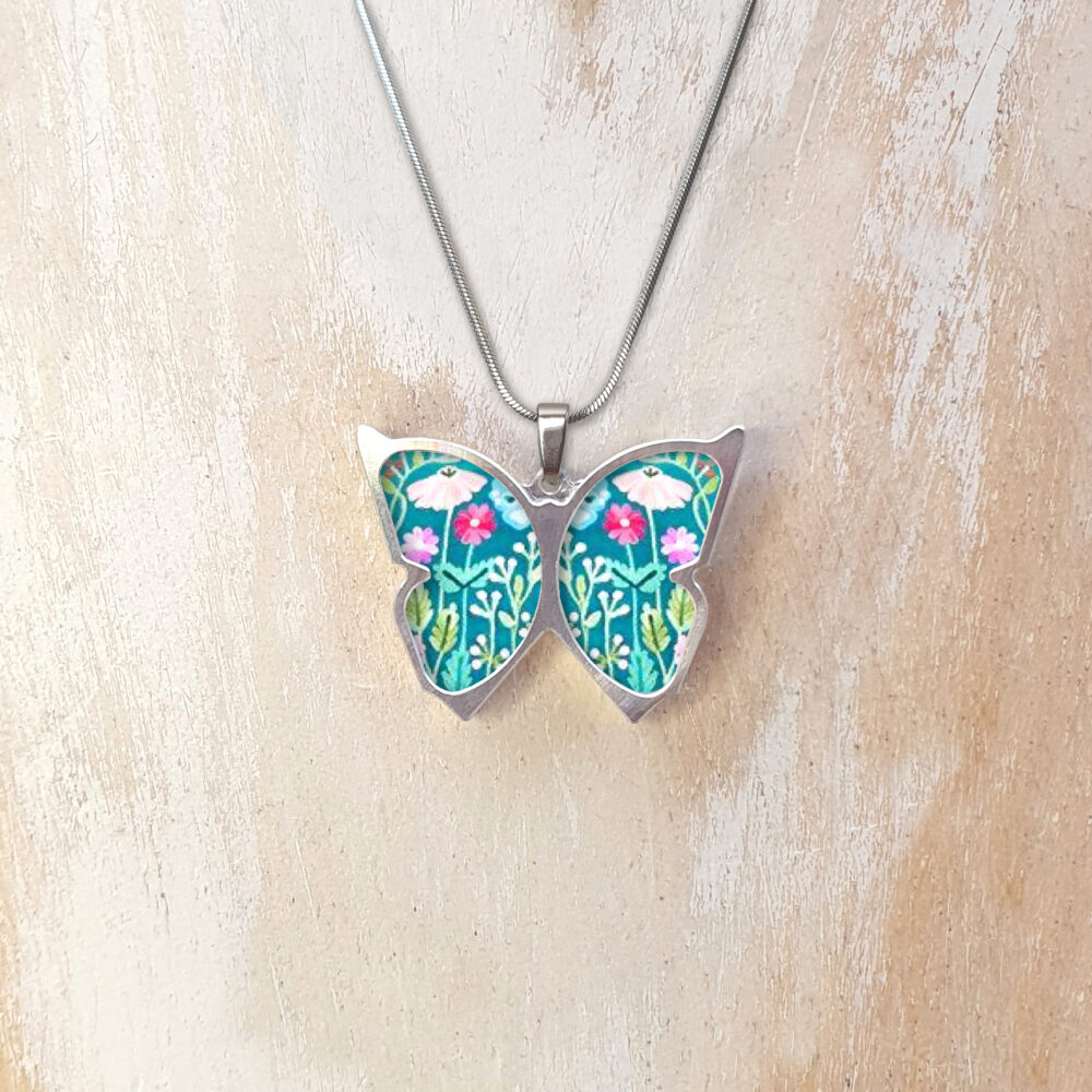 A133 (05) Flowers on Turquoise