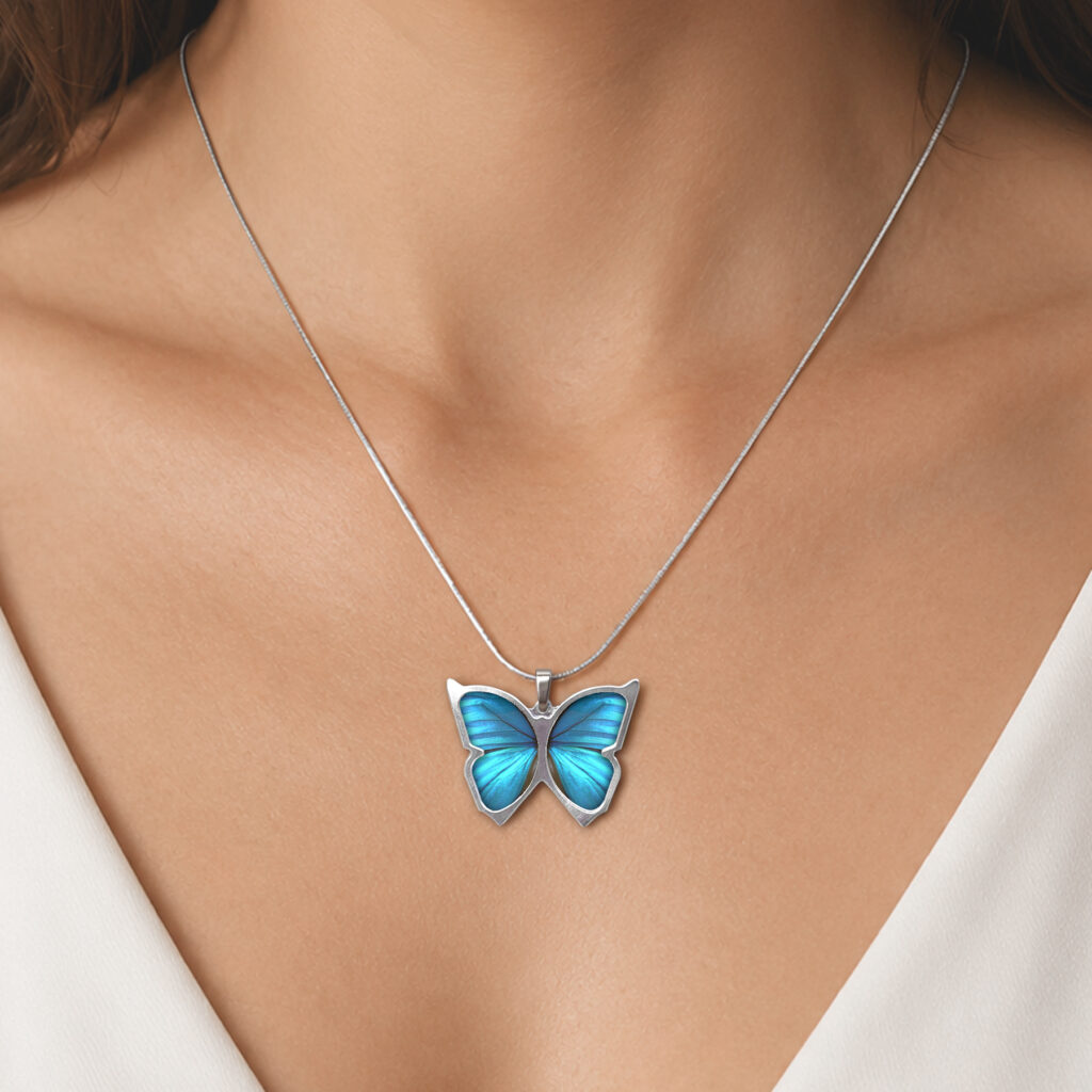 https://www.noajewellery.com/range/butterfly-shape-pendant-on-a-chain/