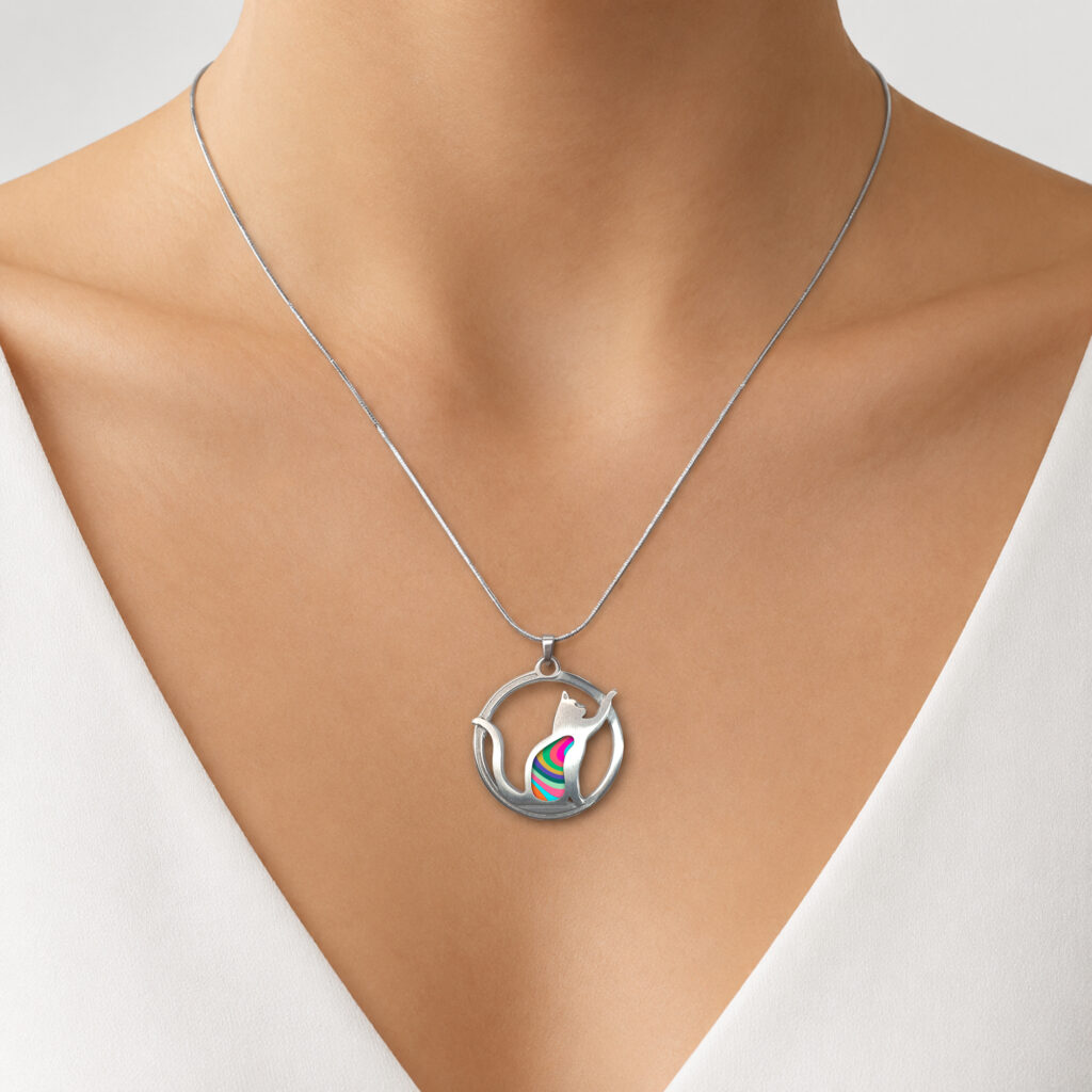 https://www.noajewellery.com/range/butterfly-shape-pendant-on-a-chain-brass-frame-duplicate-1/