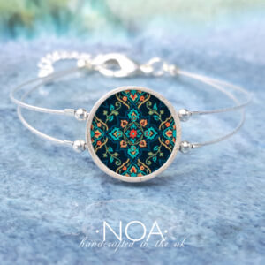 A151 (38) Turquoise & Orange