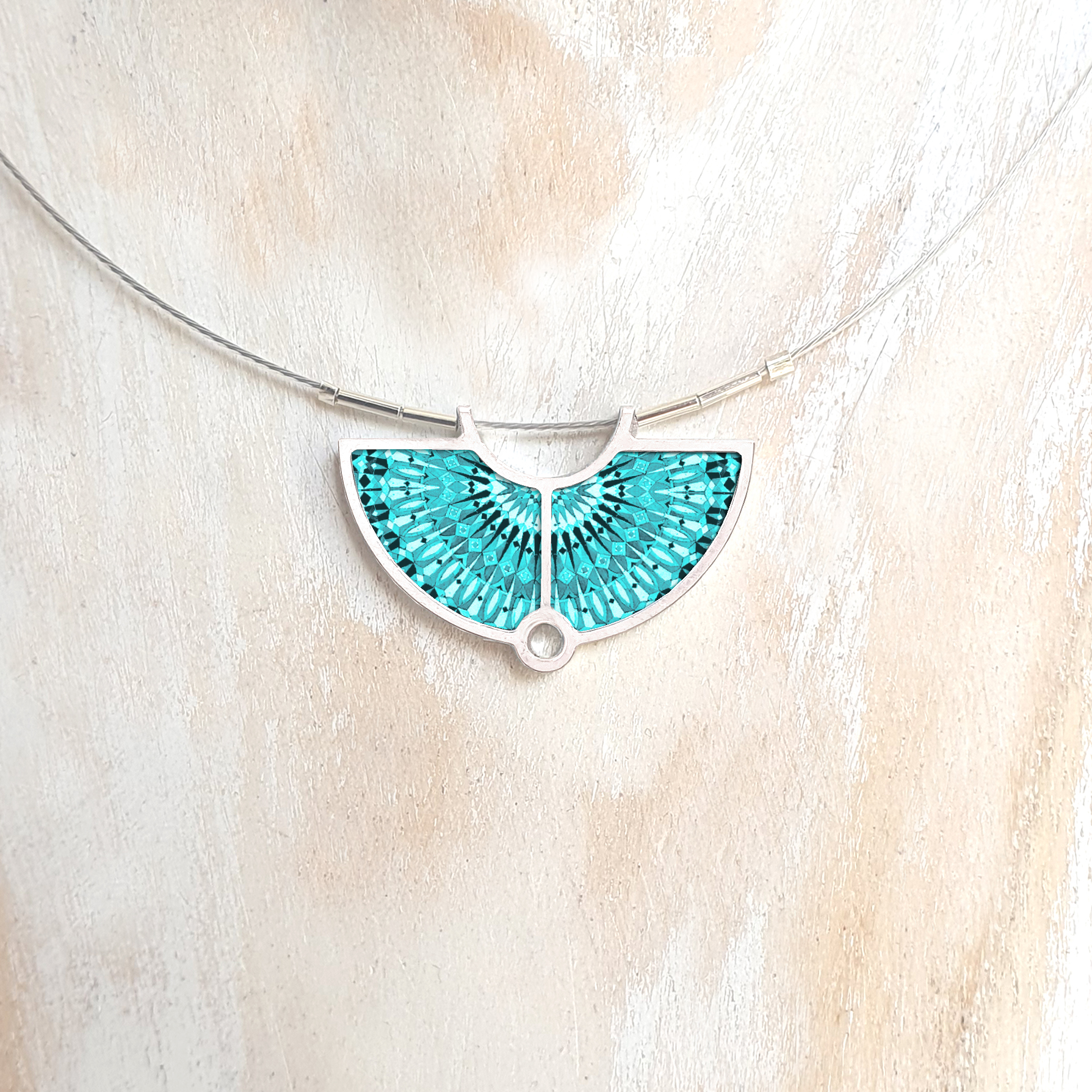 L152 (15) Turquoise Mosaic