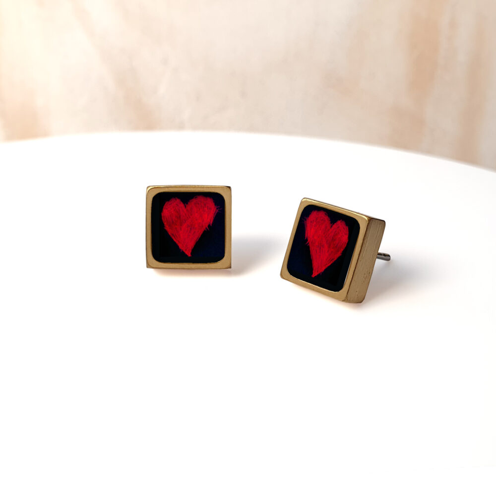 BES125 (8) Red Heart