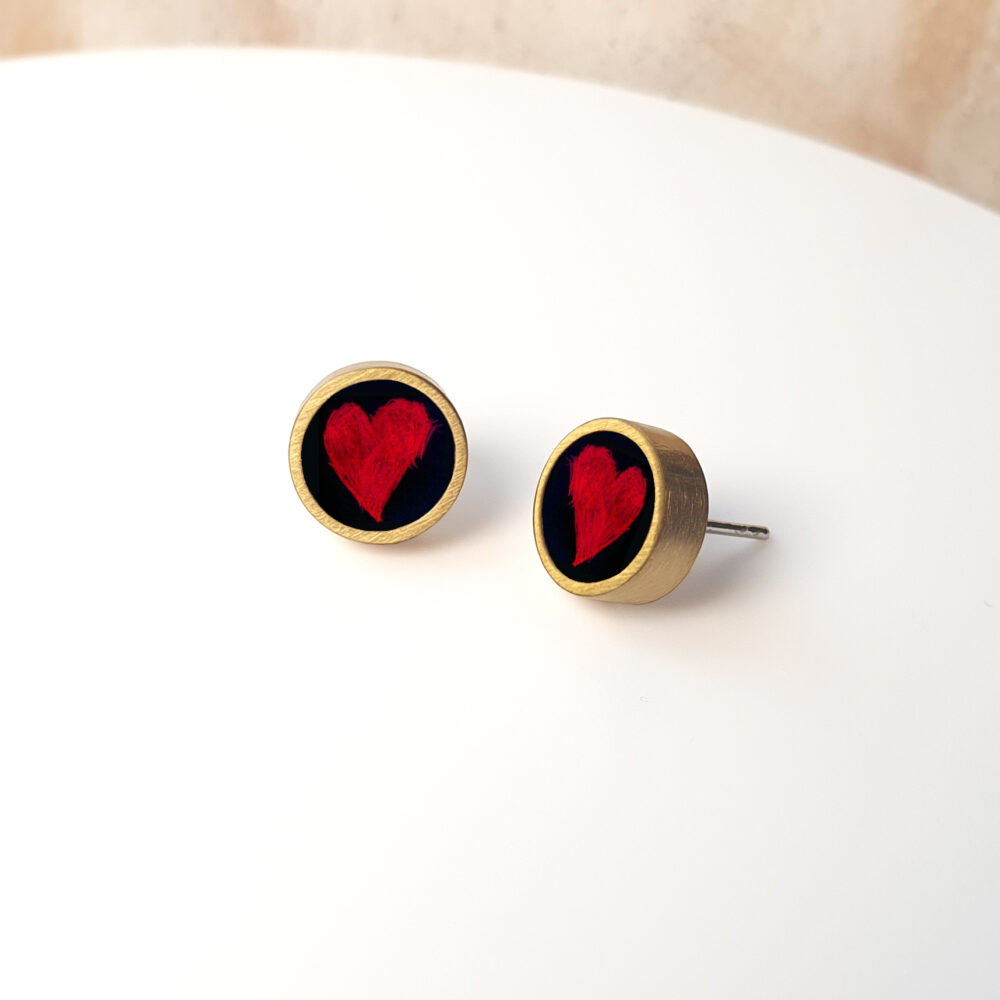 BES150 (21) Red Heart