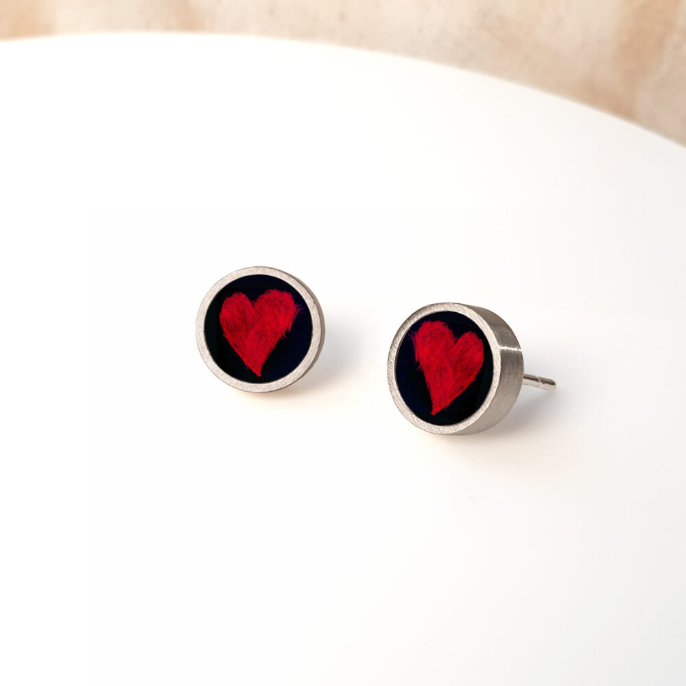 AES150 (21) Red Heart