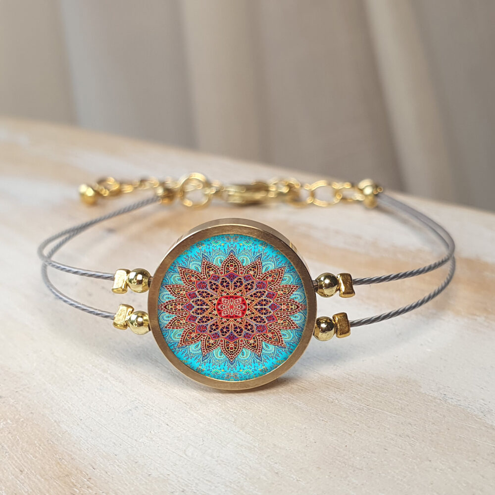 B151 (66)  Red & Turquoise Mandala