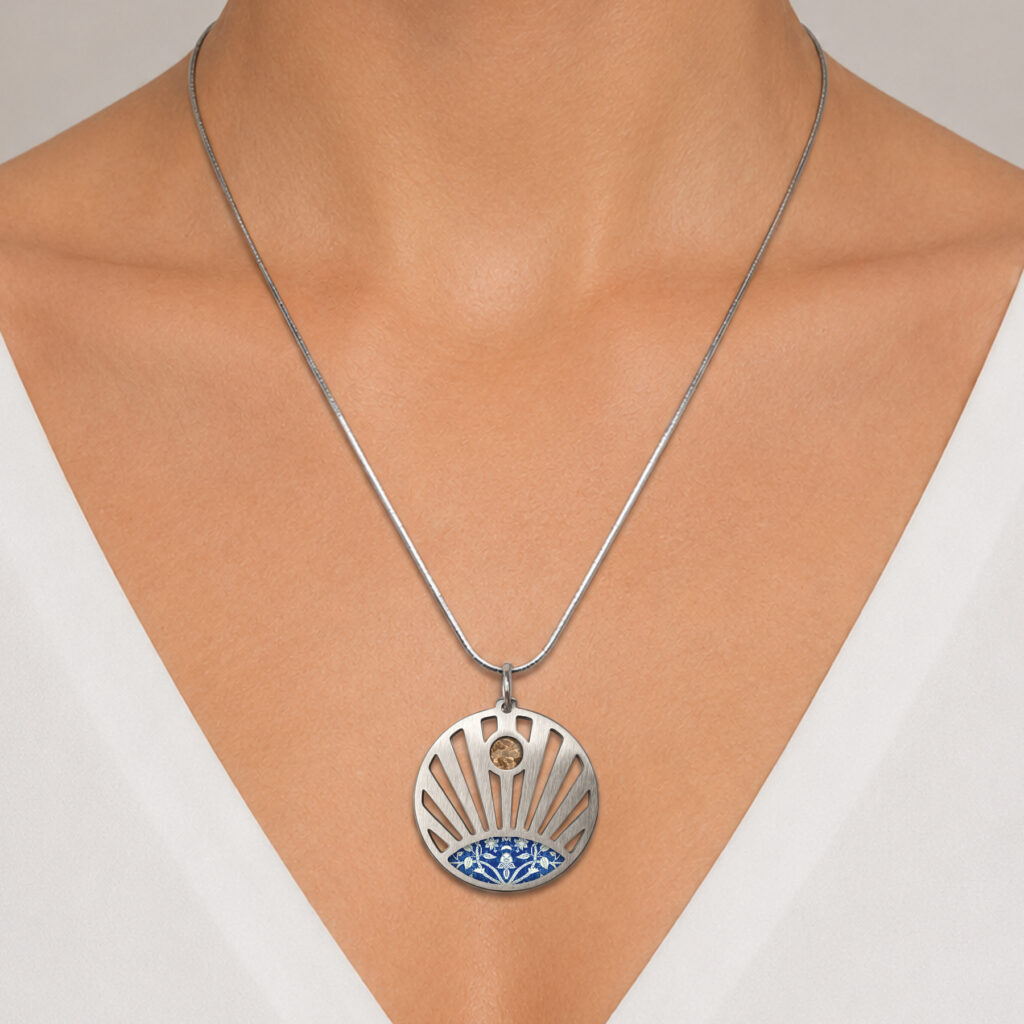 https://www.noajewellery.com/range/sunrise-necklace-gold-plated-duplicate-1/